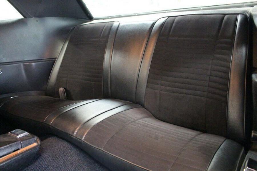 Интерьер Dodge Challenger Hardtop (JH23) 1970 года  (фото 14 из 66)